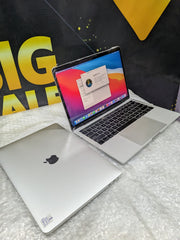 MacBook Pro 13"  (2018) TouchPad